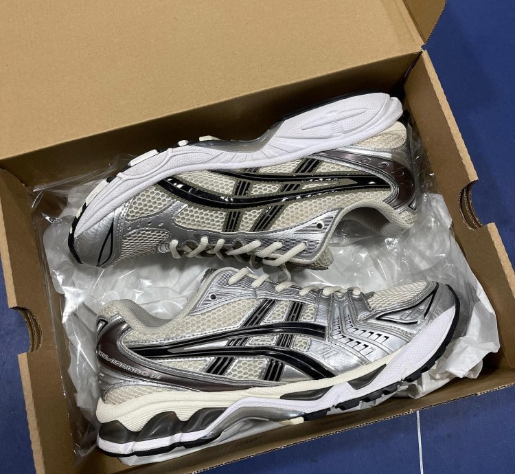 Klth X Aslcs Gel-kayano 14 cream Scarab