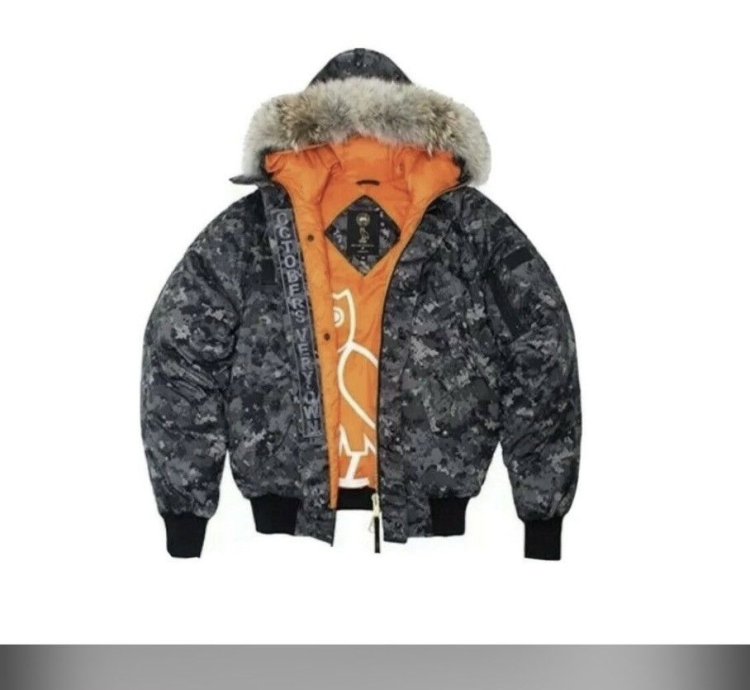 Ovo Canada Goose Digi Camo Bomber