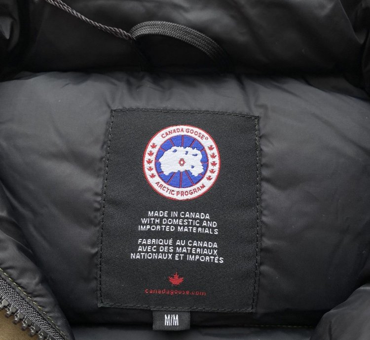 Rare Woman Canada Goose Freestyle Puffer Vest