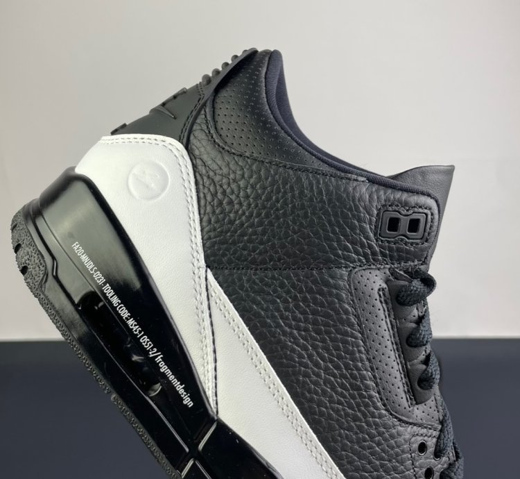 Fragment Design X Air Jordan 3 Retro Sp blackwhite