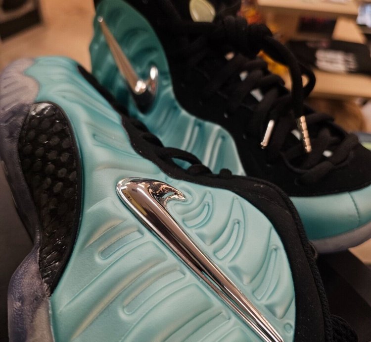 Nike Air Foamposite Pro Island Green