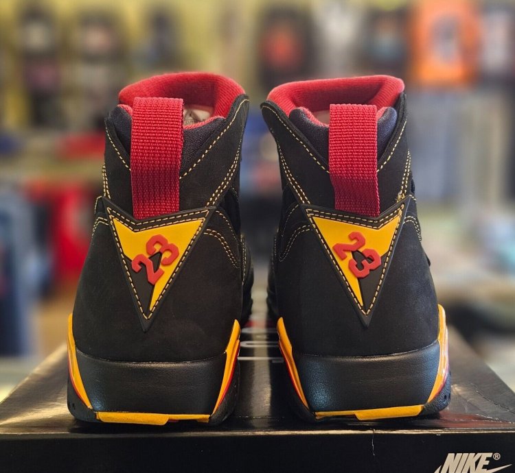 Air Jordan 7 Retro Citrus 2022