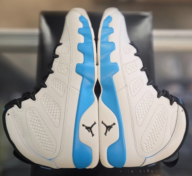 Air Jordan 9 Retro Powder Blue