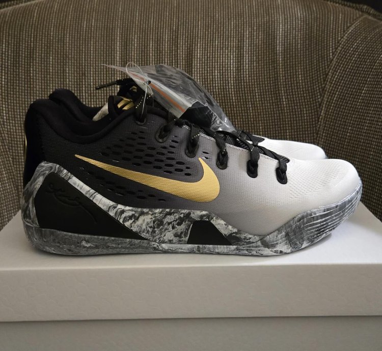 Nike Kobe 9 Low Mambacita