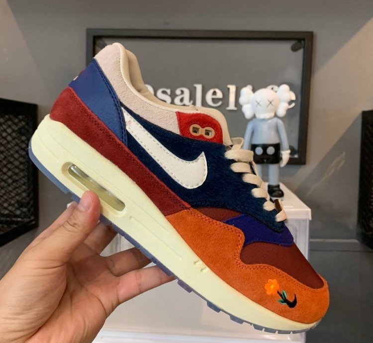 Nike Air Max 1 Shoes
