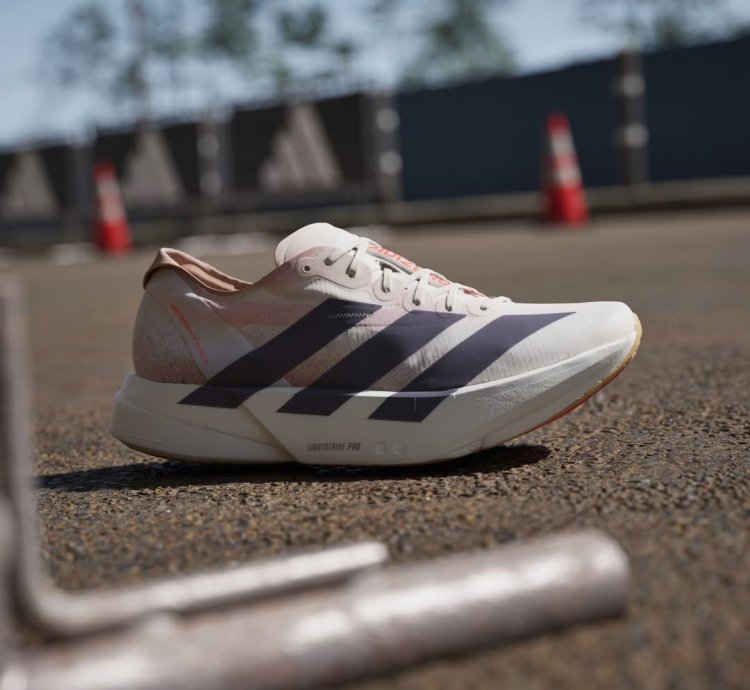 Adidas Adizero Adios Pro 4 chalk White Grey Strata Impact Orange