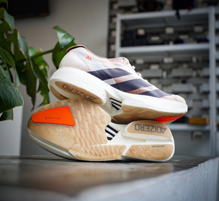 Adidas Adizero Adios Pro 4 chalk White Grey Strata Impact Orange
