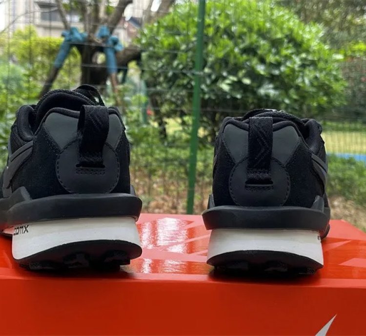 Nike Zegamadome Sp Sacai Black