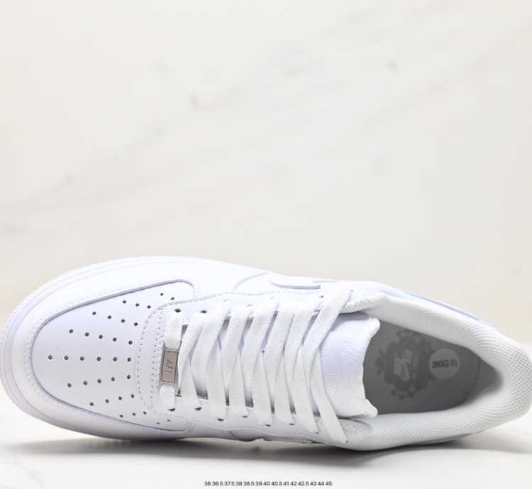 180 Nike Air Force 1 Low 07
