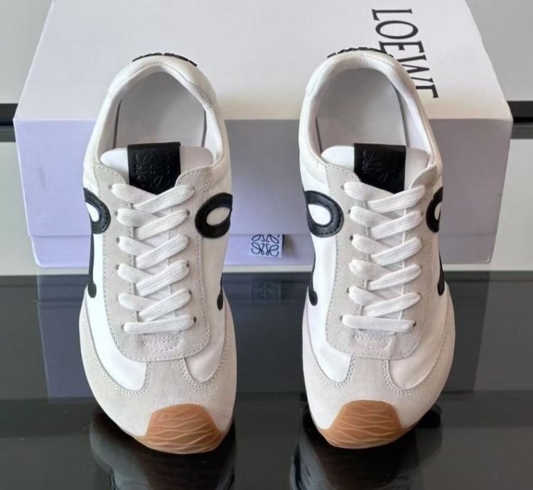 L0ewe Ballet Runner 20 Logo-applique Sneakers