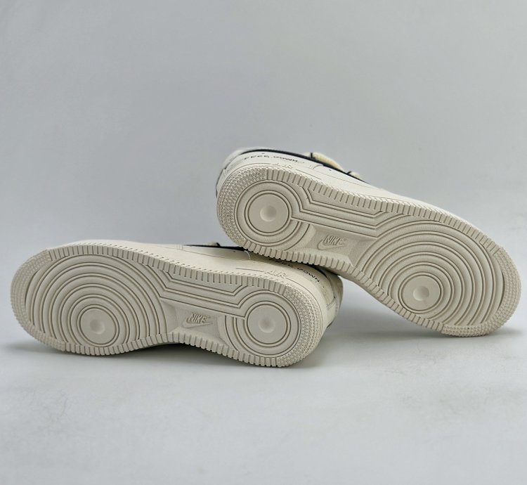 260 Nike Air Force 1 Low 07 Cappuccino Zh0316-019