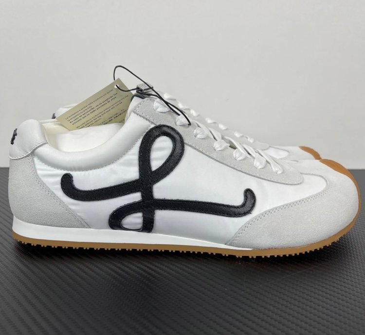 L0ewe Ballet Runner 20 Logo-applique Sneakers