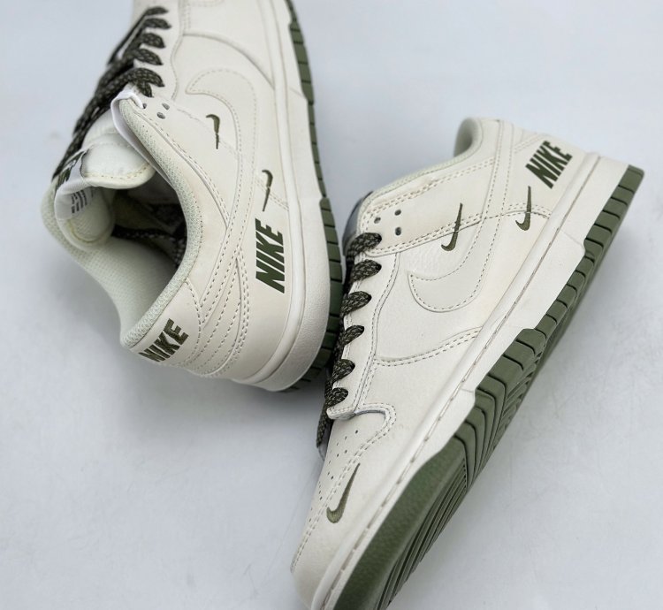 180 Nike Sb Dunk Low White Green Three Hooks Starry Sky Nk5639-323