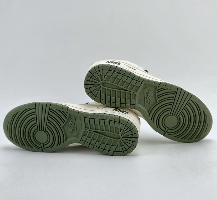 180 Nike Sb Dunk Low White Green Three Hooks Starry Sky Nk5639-323