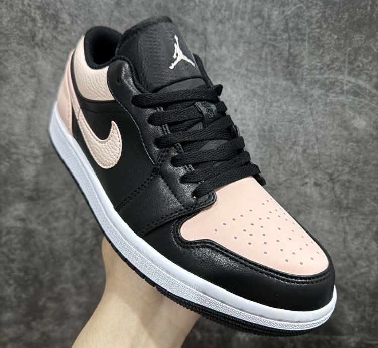 180 Air Jordan Aj1 Low Low-top Black And Pink Low-top 553558-034 -