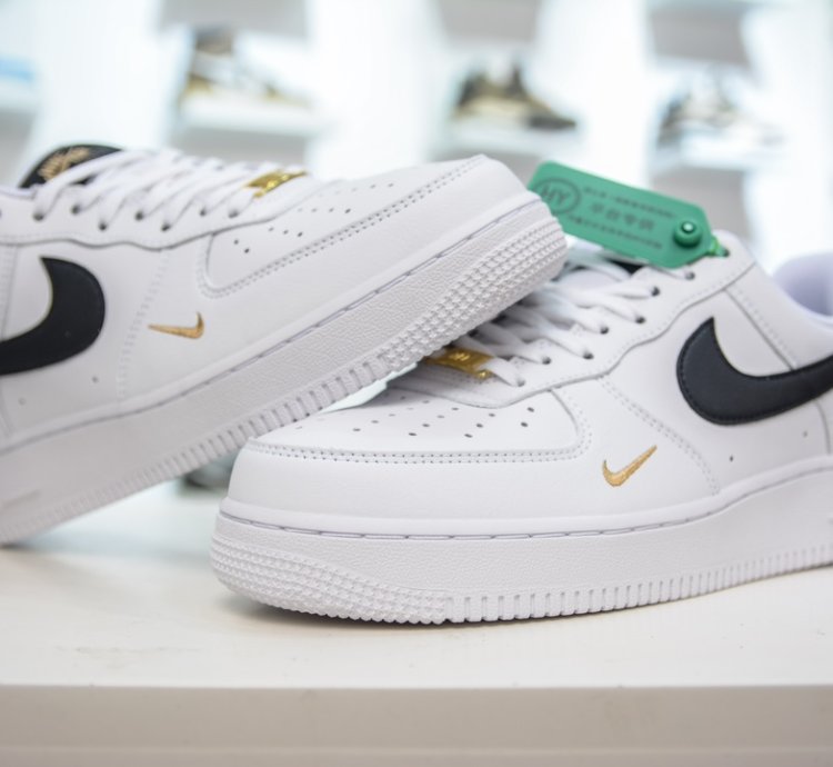 200 Hy Version Of The Nike Air Force 1 Low 07 White And Black Cz0270-10