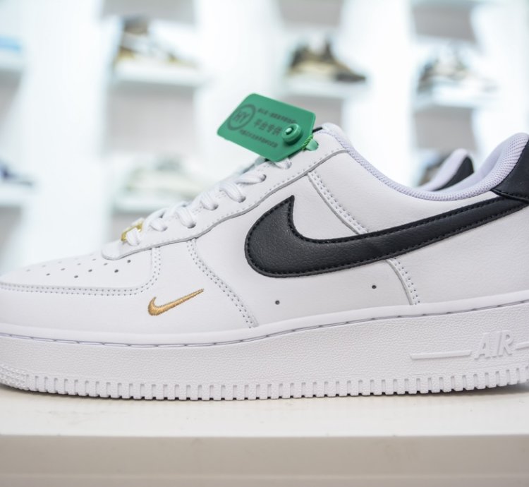 200 Hy Version Of The Nike Air Force 1 Low 07 White And Black Cz0270-10