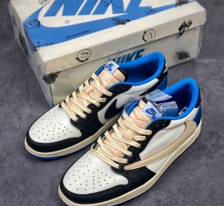 Travis Scott X Fragment X Air Jordan 1 Low