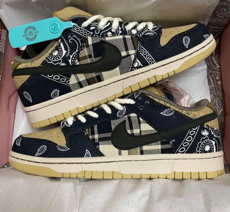 Travis Scott X Nike Sb Dunk Low