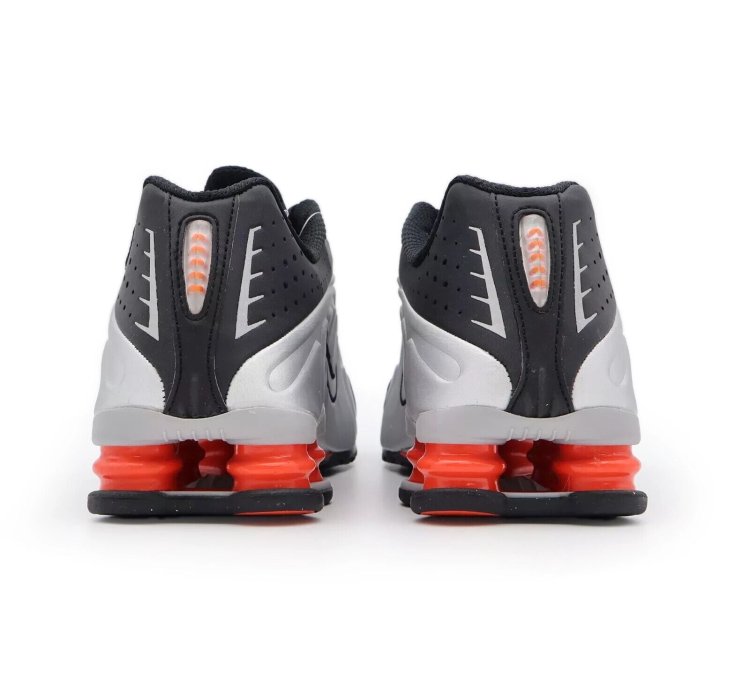 Nike Shox R4 Og Black And Metallic Silver