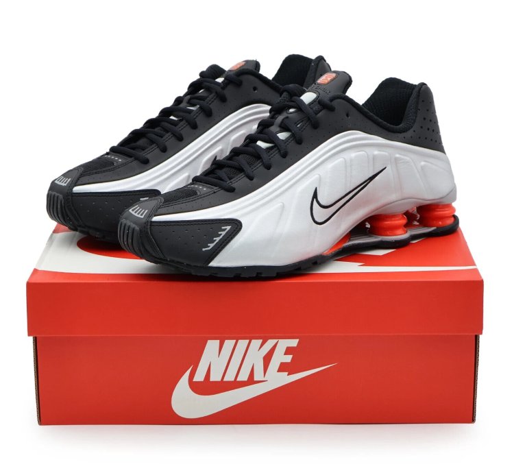 Nike Shox R4 Og Black And Metallic Silver