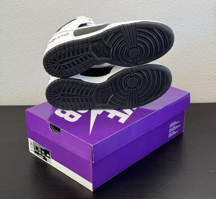 Nike Sb Dunk High Og Qs X Supreme rammellzee