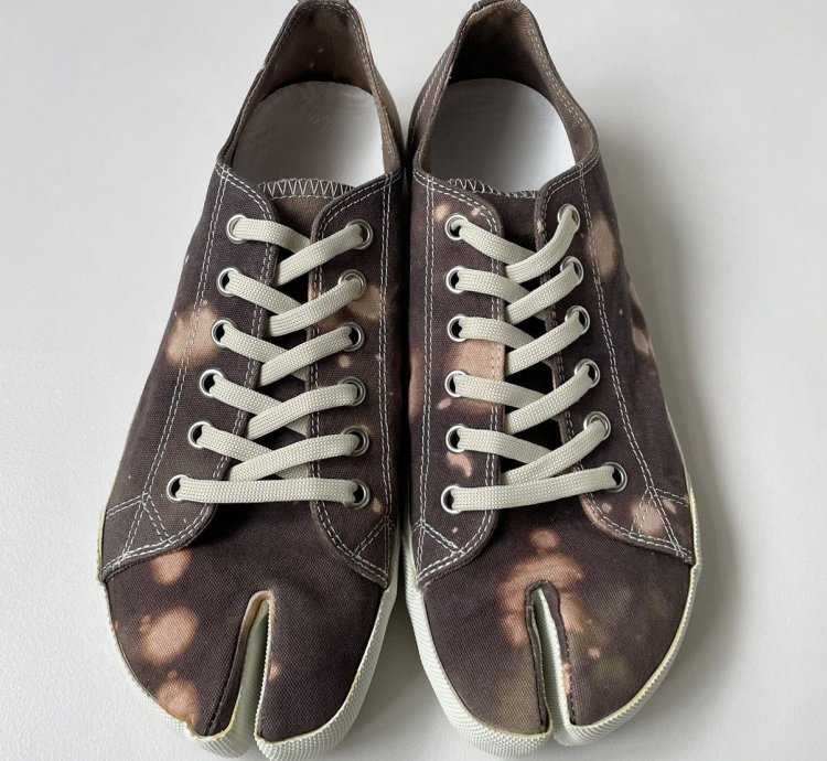 20 Bleach Dyed Canvas Tabis