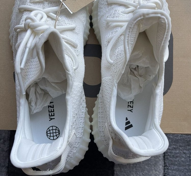 2022 Adidas Yeezy Boost 350 V2 Bone Sz Us 12 5