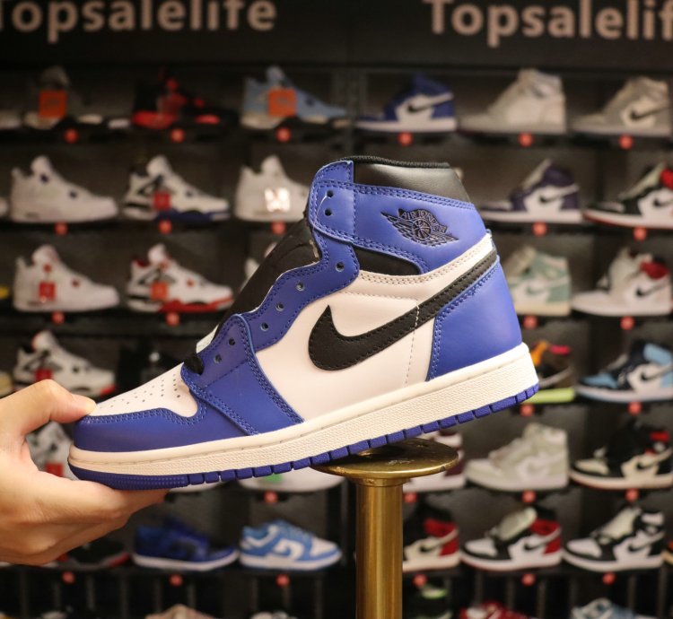 Air Jordan 1 Retro High Og game Royal 555088-403