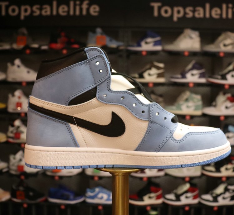 Air Jordan 1 Retro High Og university Blue 555088-134