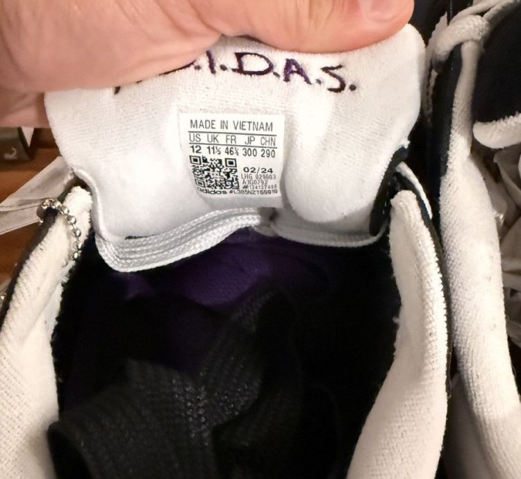 Adidas Campus 00s Korn