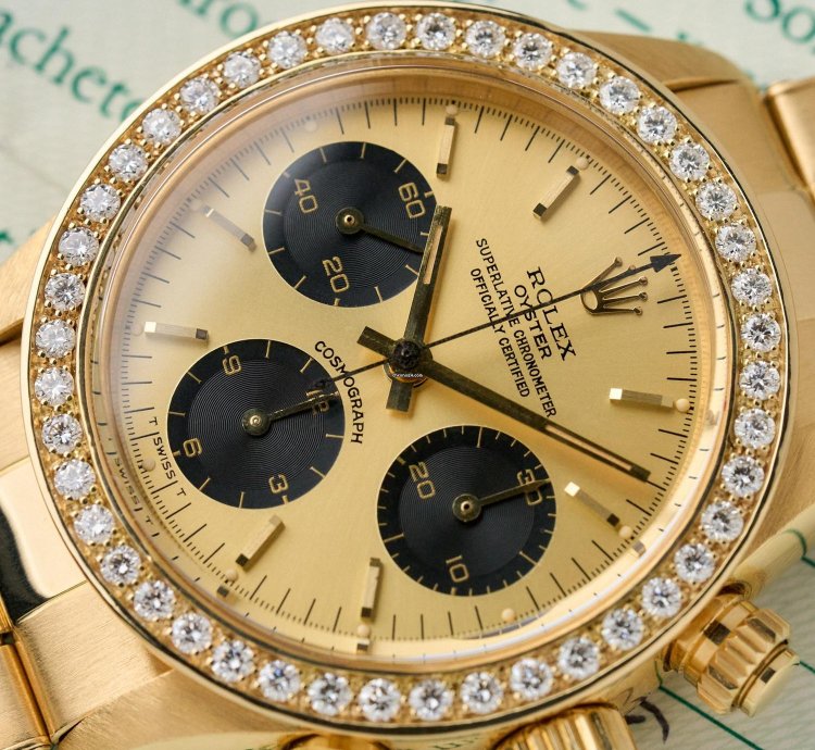 Rolex Daytona 6269 - 18k Yellow Gold - Factory Diamonds Bezel - Single Owner - Full Set