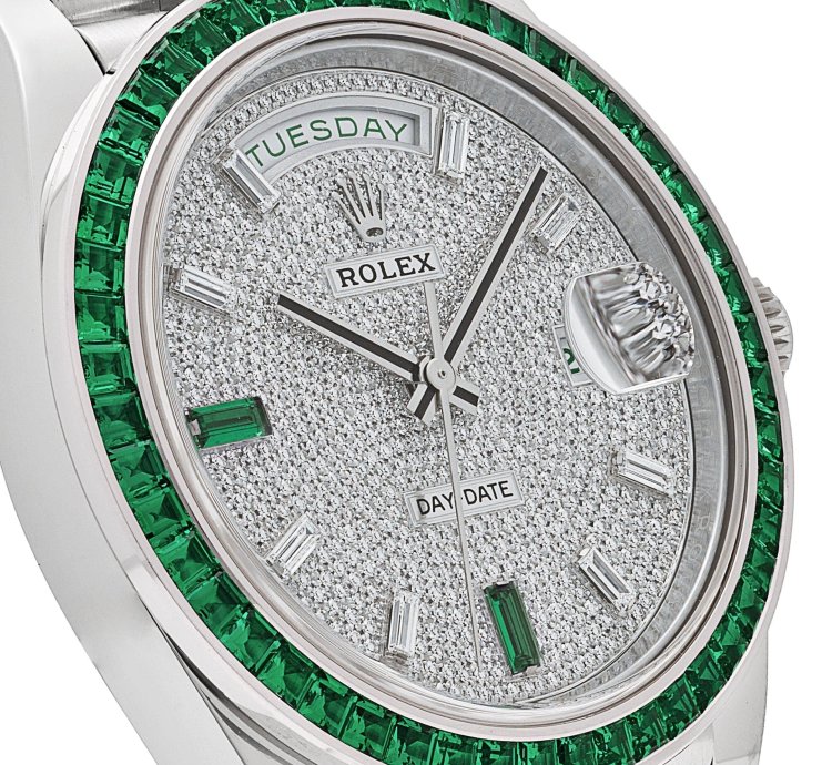 Rolex Day-date 40 228396tem Platinum Diamond Dial Emerald Bezel