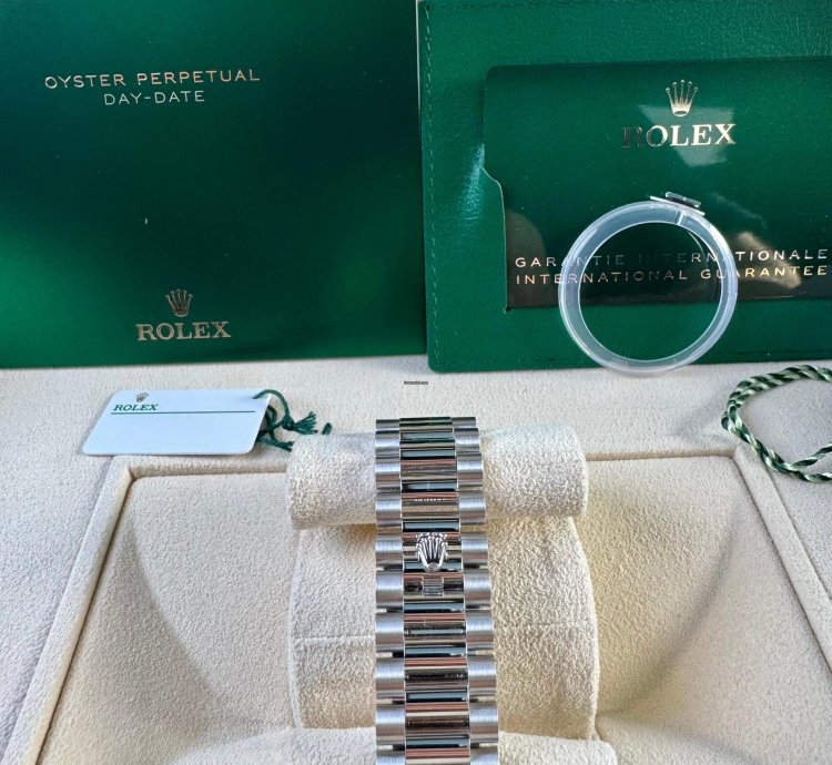 Rolex Day-date 40 Bnib Off Catalog Platinum Turquoise Dial 228396tbr-0040