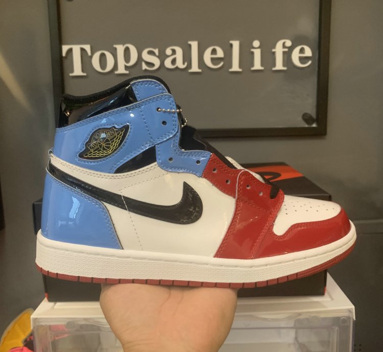 Air Jordan 1 Retro High Fearless Unc Chicago Ck5666-100