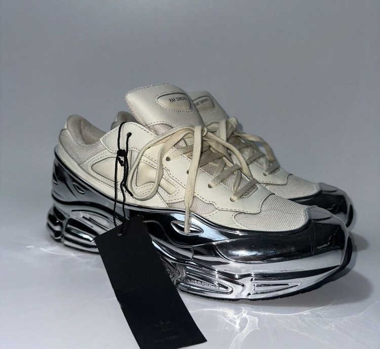 Adidas Raf Simons Ozweego White Silver Metallic