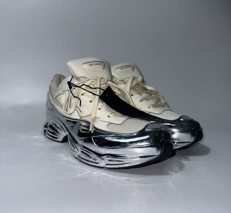 Adidas Raf Simons Ozweego White Silver Metallic