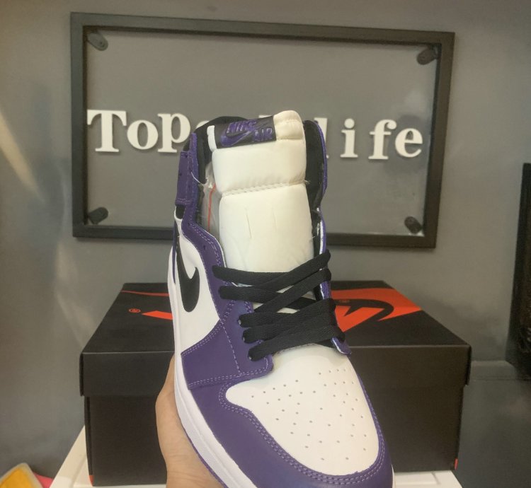 Jordan 1 Retro High Court Purple White 555088-500