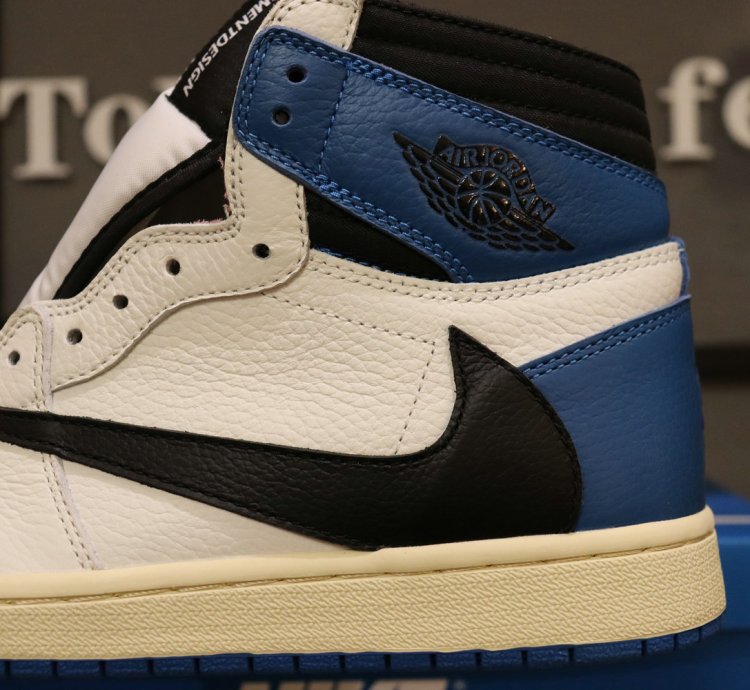 Jordan 1 Retro High Og Sp Fragment X Travis Scott Dh3227-105