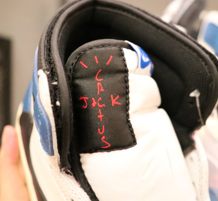 Jordan 1 Retro High Og Sp Fragment X Travis Scott Dh3227-105