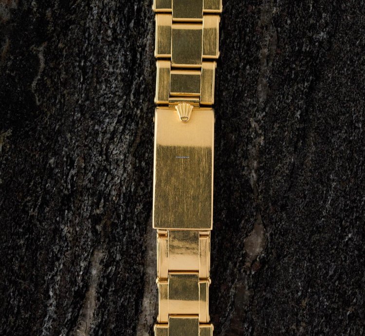 Rolex Daytona 6265 - 18k Yellow Gold - Champagne Dial - Excellent Condition - Rolex Warranty