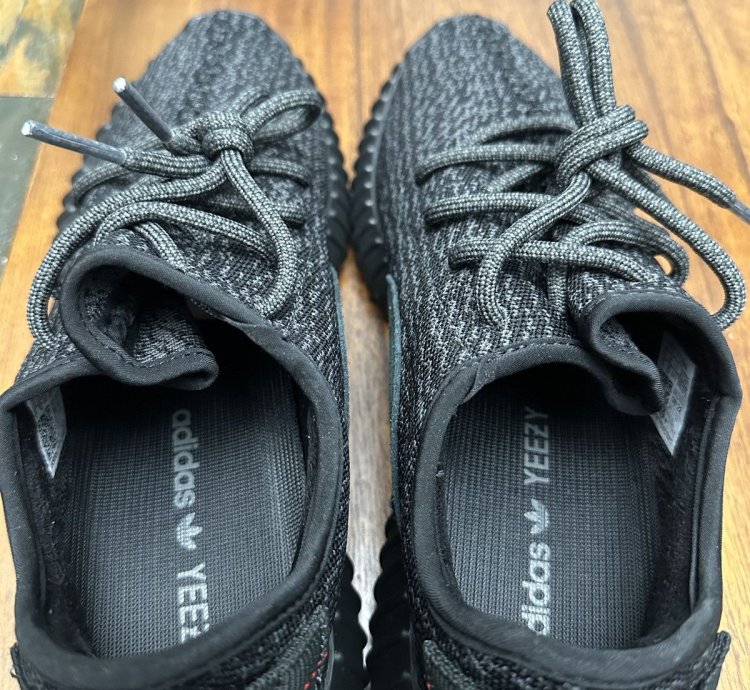 Adidas Yeezy Boost 350 Pirate Black 2023 Bb5350 Size 10 5