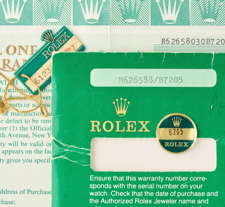 Rolex Daytona 6265 18k Yellow Gold - Black Dial And Champagne Counters - Full Set - Nos