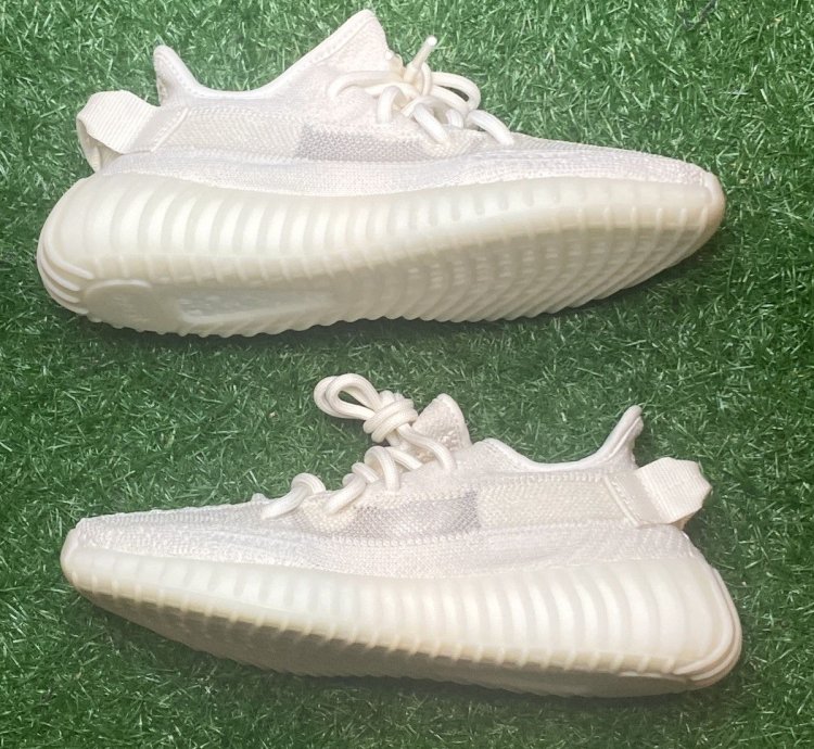 Adidas Yeezy Boost 350 V2 Bone Size 5
