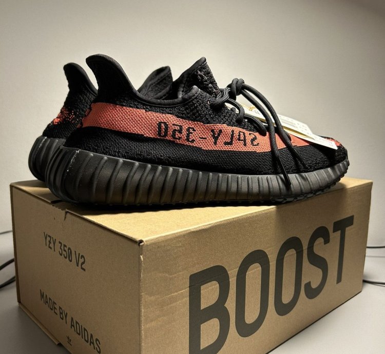 Adidas Yeezy Boost 350 V2 Core Black