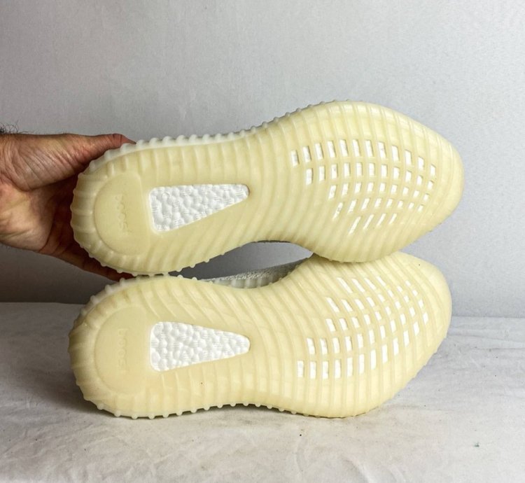 Adidas Yeezy Boost 350 V2 Cream White Triple White 9 5