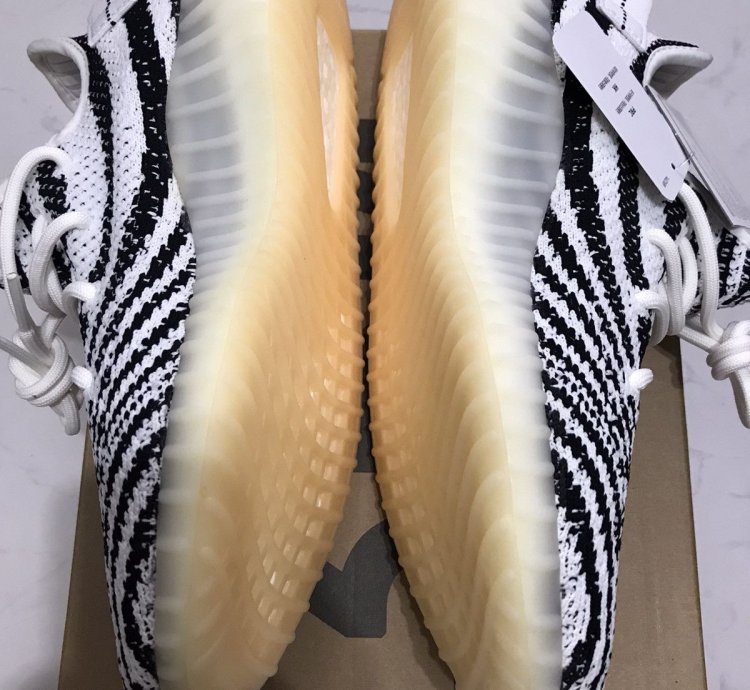 Adidas Yeezy Boost 350 V2 Zebra 2017