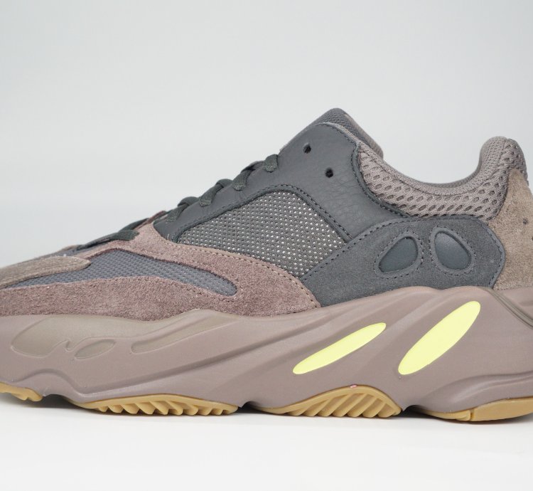 Adidas Yeezy Boost 700 Mauve