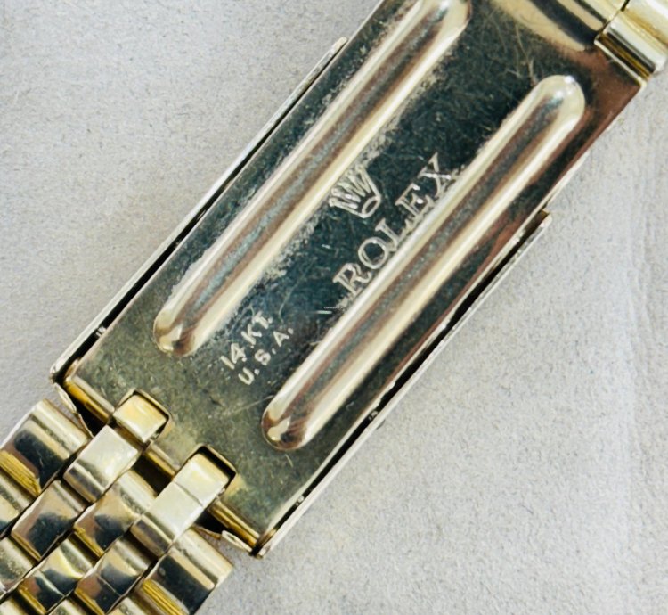 Rolex Daytona Cosmograph 6263 Champagne Dial 14kt Yellow Gold Jubilee Preowned