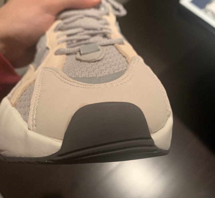 Adidas Yeezy Boost 700 V2 Cream